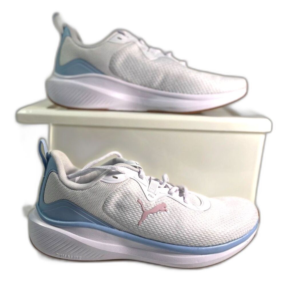 Puma Women's White Skyrocket Lt Wght. Performance Sneakers SZ 8